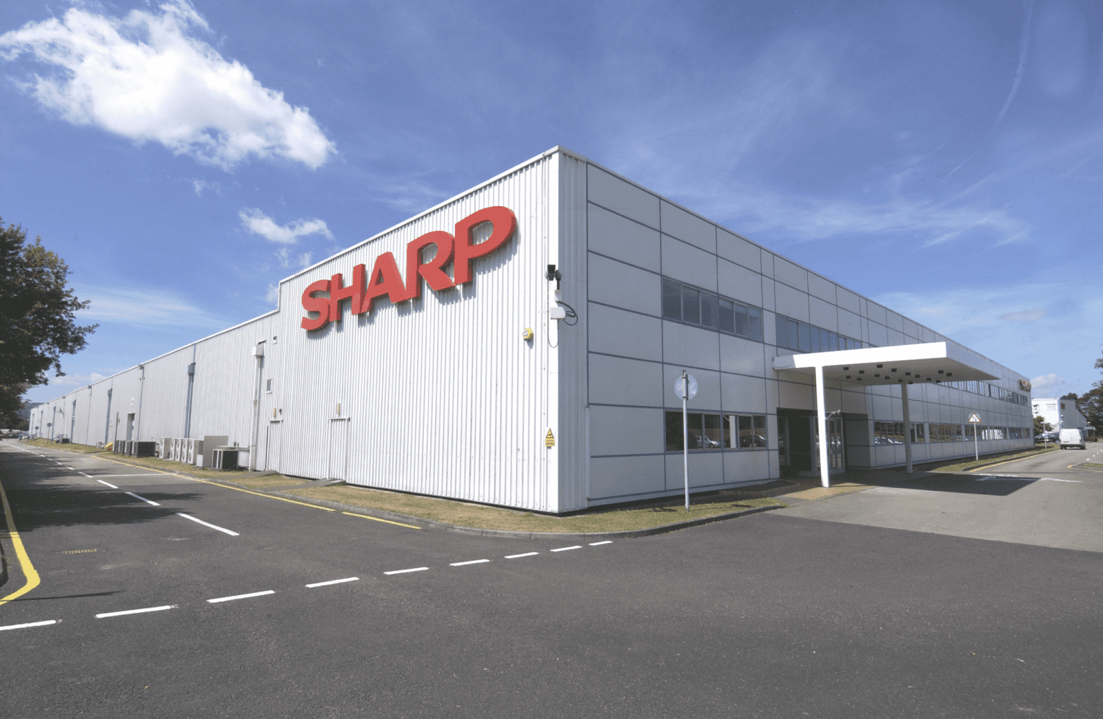 Sharp là thương hiệu điện tử đến từ Nhật