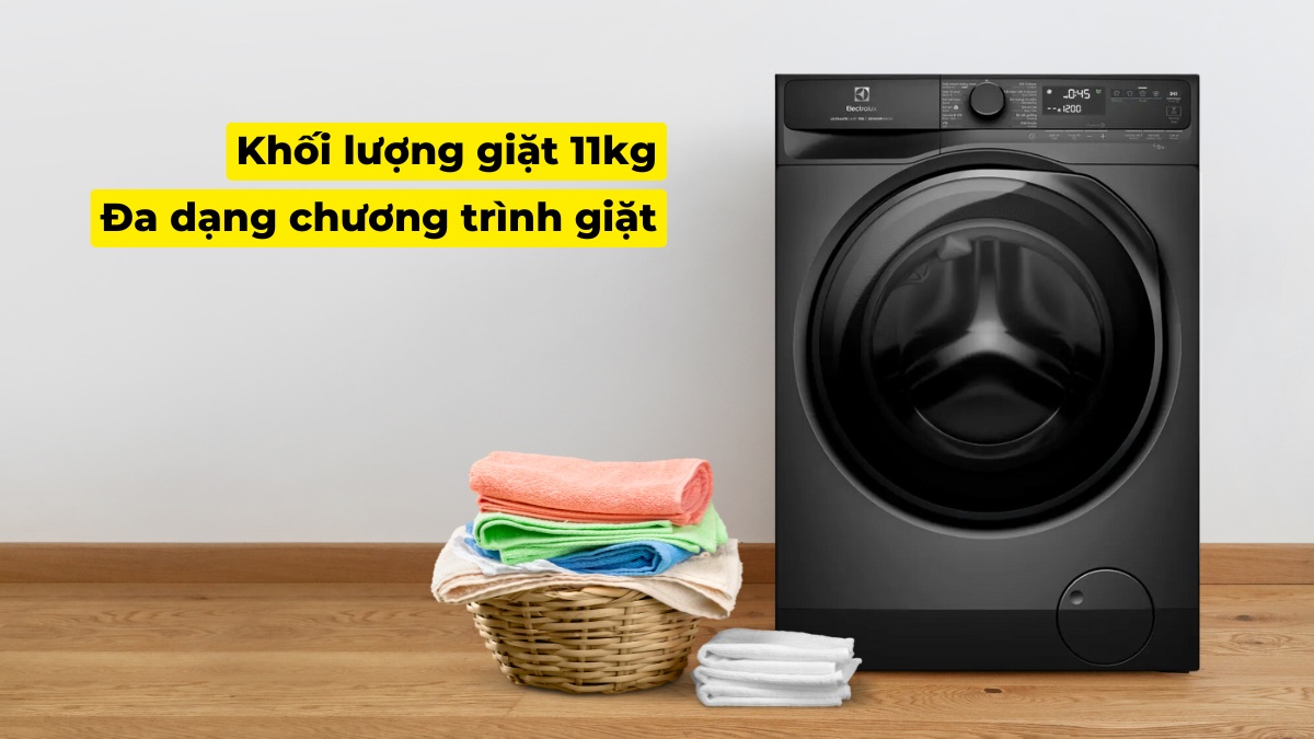 Máy có khả năng làm sạch lượng lớn quần áo với đa dạng chương trình giặt